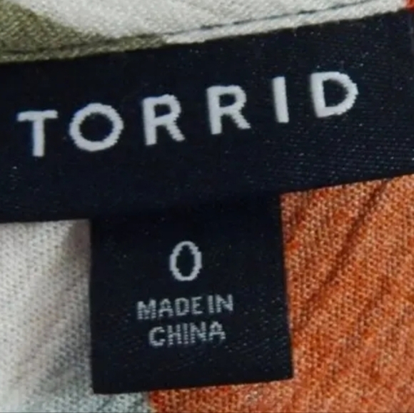 Torrid Geometric Swing Tank Top - Picture 2 of 4